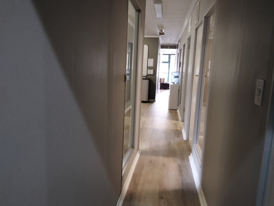 To Let Commercial Property for Rent in Durbanville Western Cape